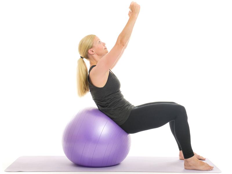ball crunch arms up