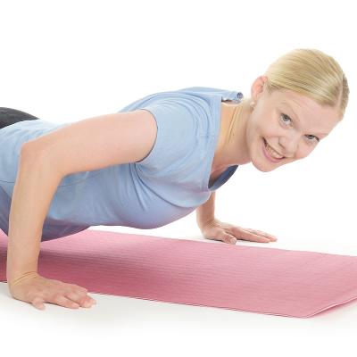 knee push ups